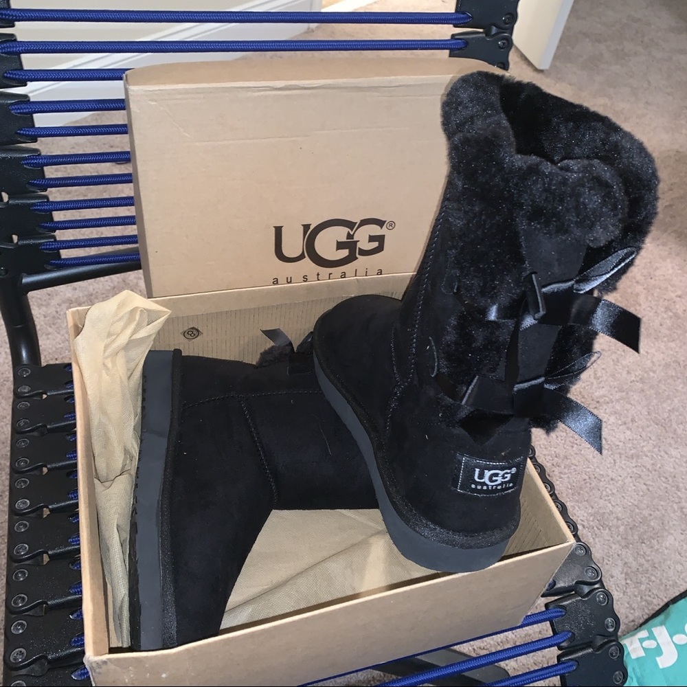 BRAND NEW UGG BOOTS WITH BOX